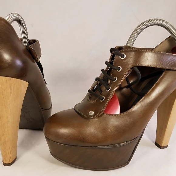 Brown Platform Heels - Picture 5 of 9